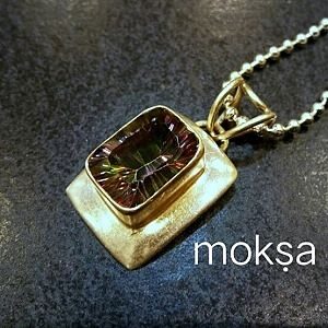 mystic-topaz-925-silver-pendant