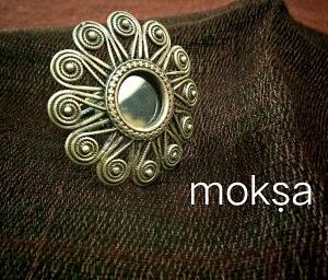pure-925-silver-ring-with-mirror