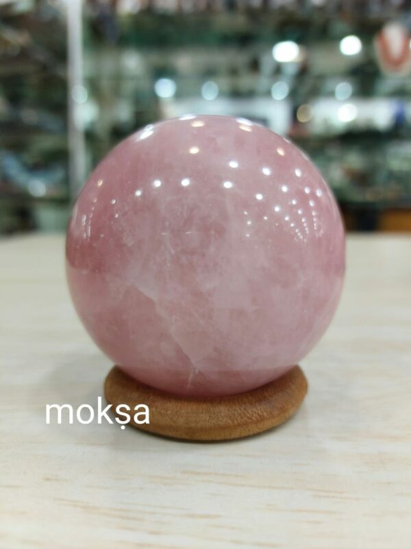 Rose quartz sphere