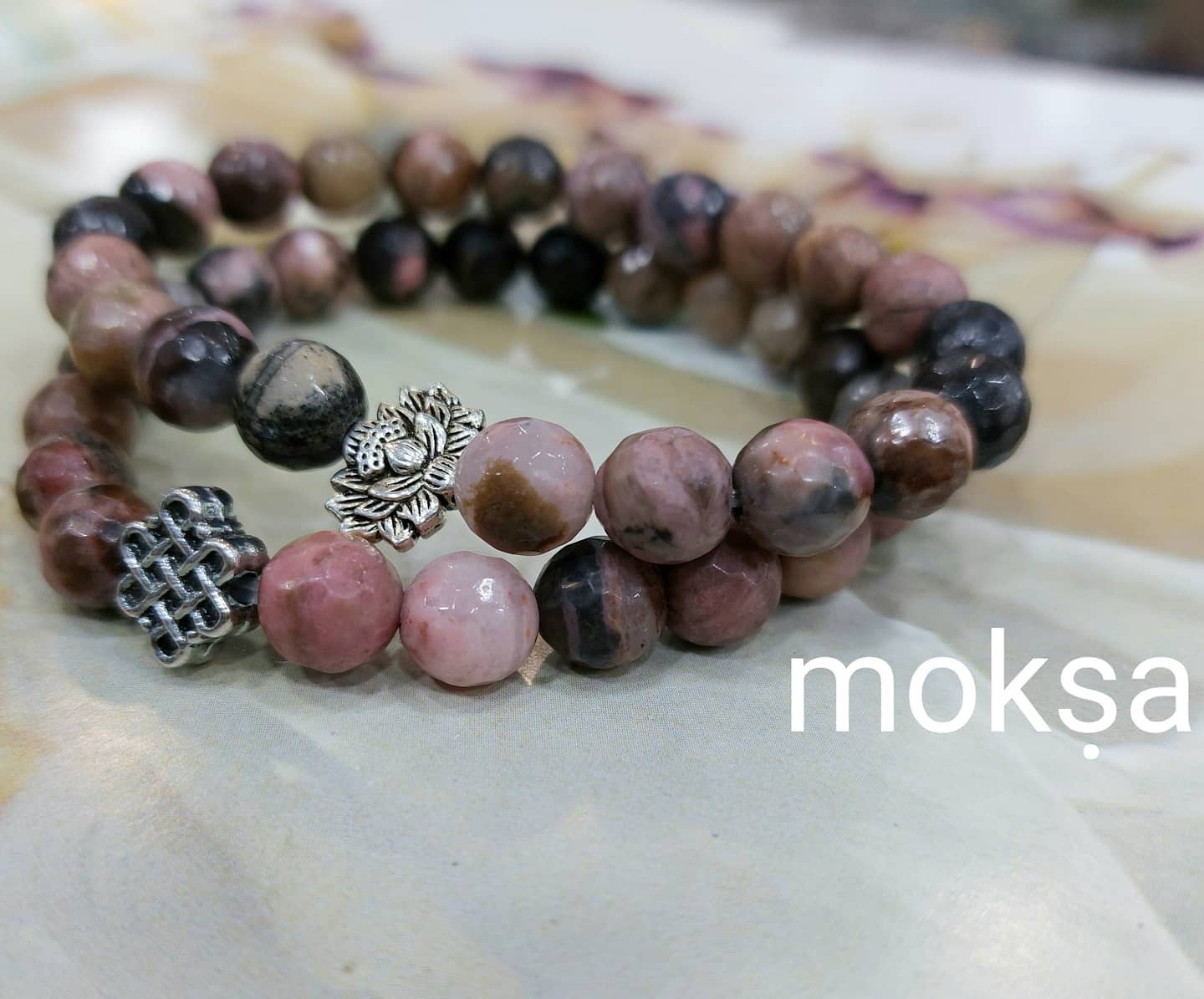 rhodonite faceted 8mm Rhodonite round Faceted 8mm