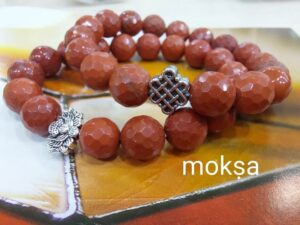 red-jasper-faceted-round-bracelet