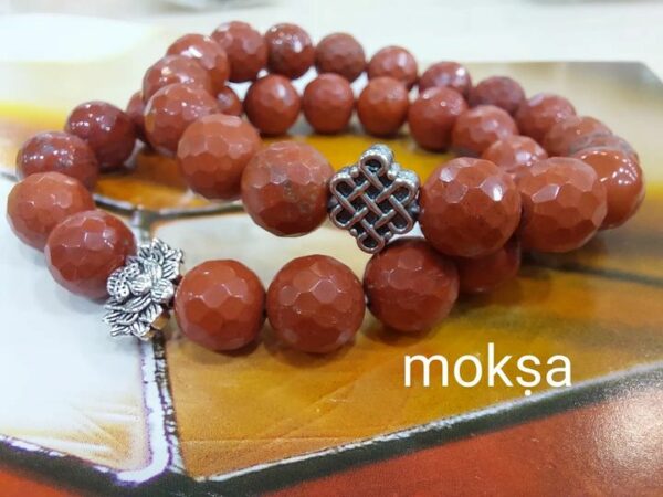 Red jasper 10mm faceted bracelet