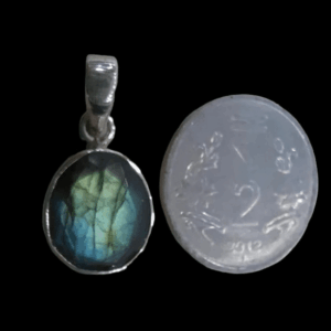 labradorite-pendant-in-925-silver