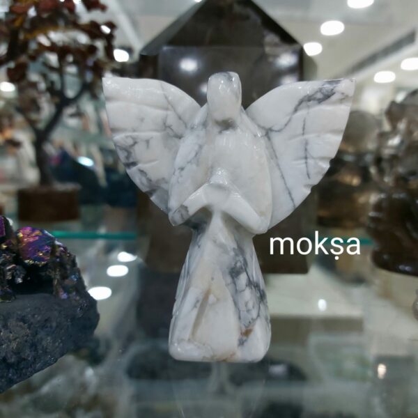 Howlite Angel 3.5