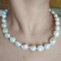 Keshi Pearl necklace