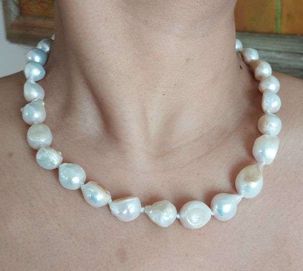 Beautiful Freshwater Large ​Keshi Pearl Necklace SKU N012