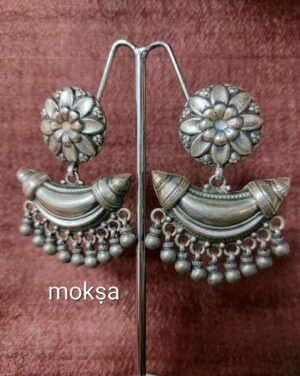 mohmaya-mohmaya-cresenct-chandra-drop-earrings