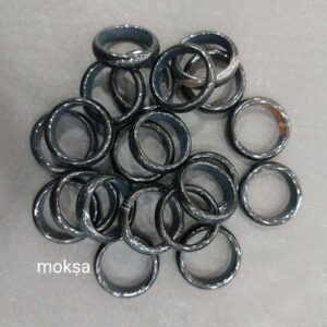 plain-crystal-stone-band-ring-1pc