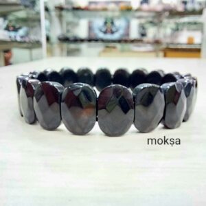 black-agate-crystal-elastic-bracelet-oval-1pc