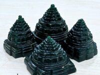 Green Aventurine Sri yantra - 1pc