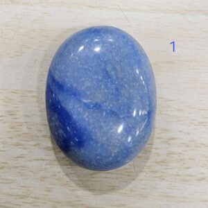 dumortierite-quartz-palm-stone-confidence-clarity-calm