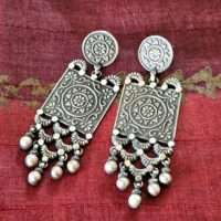 Mohmaya Square earring