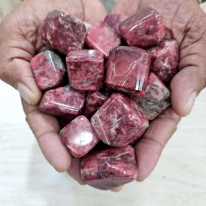 thulite-tumbled-1pc