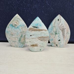 blue-aragonite-flame-for-emotional-healing-meditation-throat-heart-chakra-balancing-spiritual-communication-enhancer-1pc